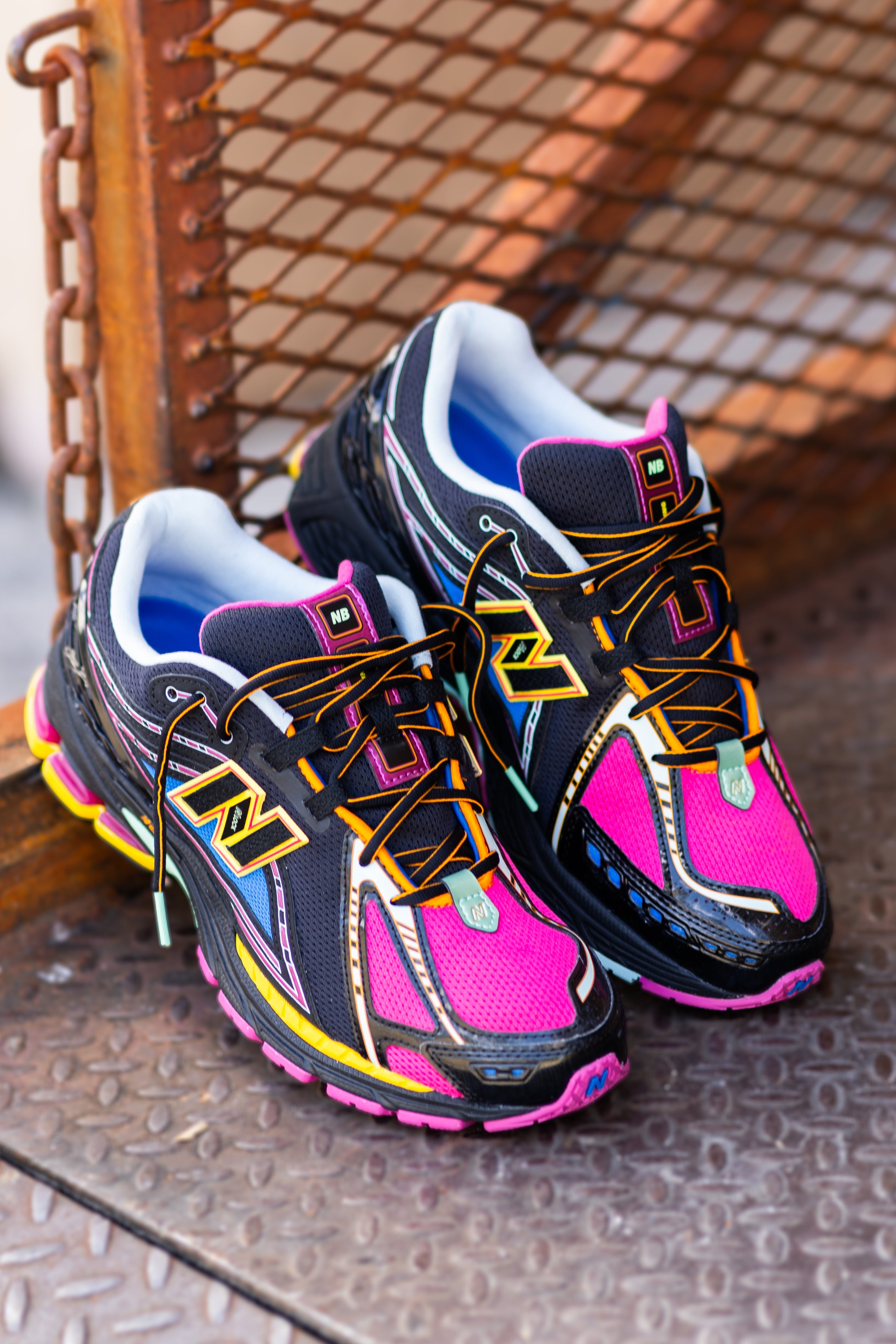 Mens New Balance 1906R (Neon Lights) - M1906RCP