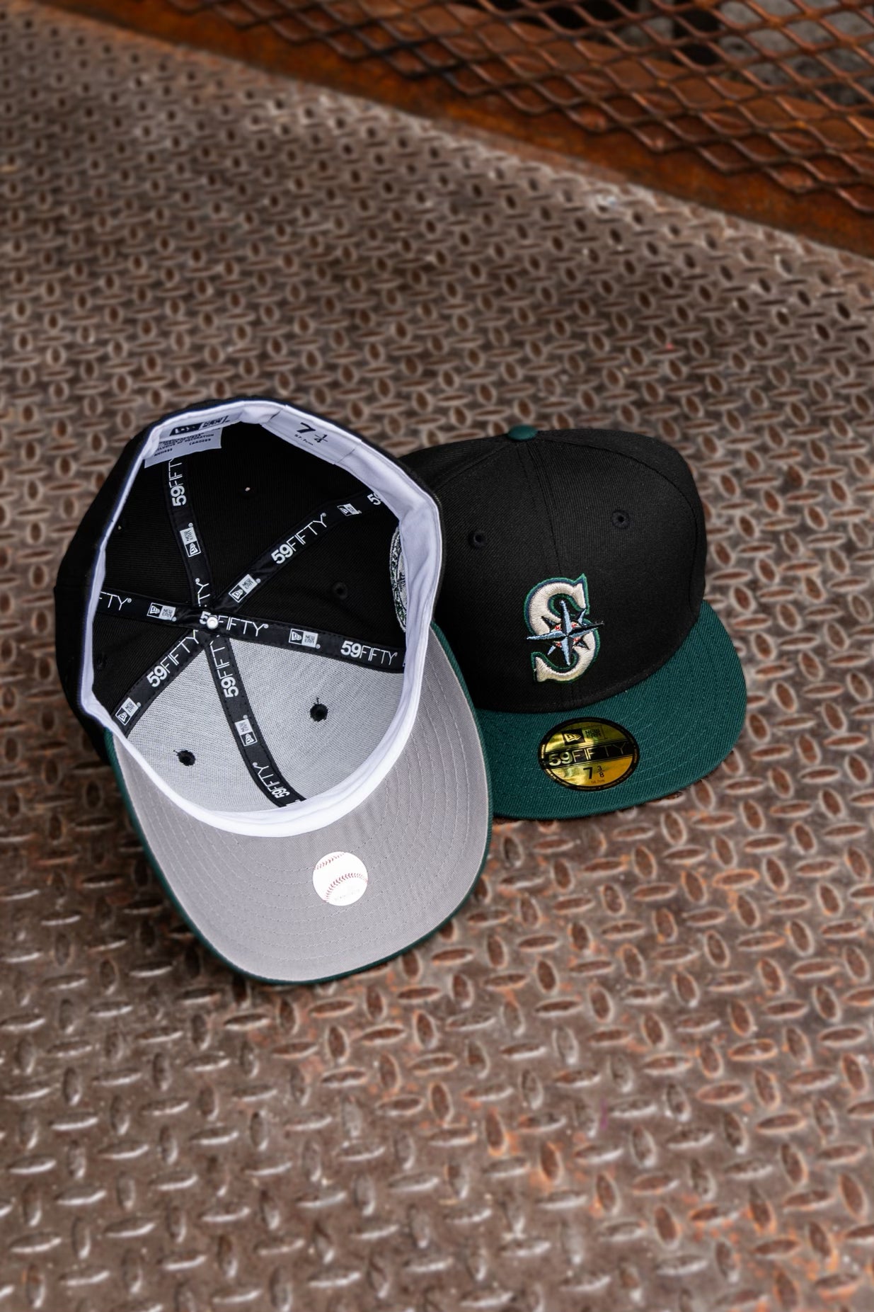 New Era Seattle Mariners 30th Anniversary Grey UV (Black/Dark Green) 59Fifty Fitted