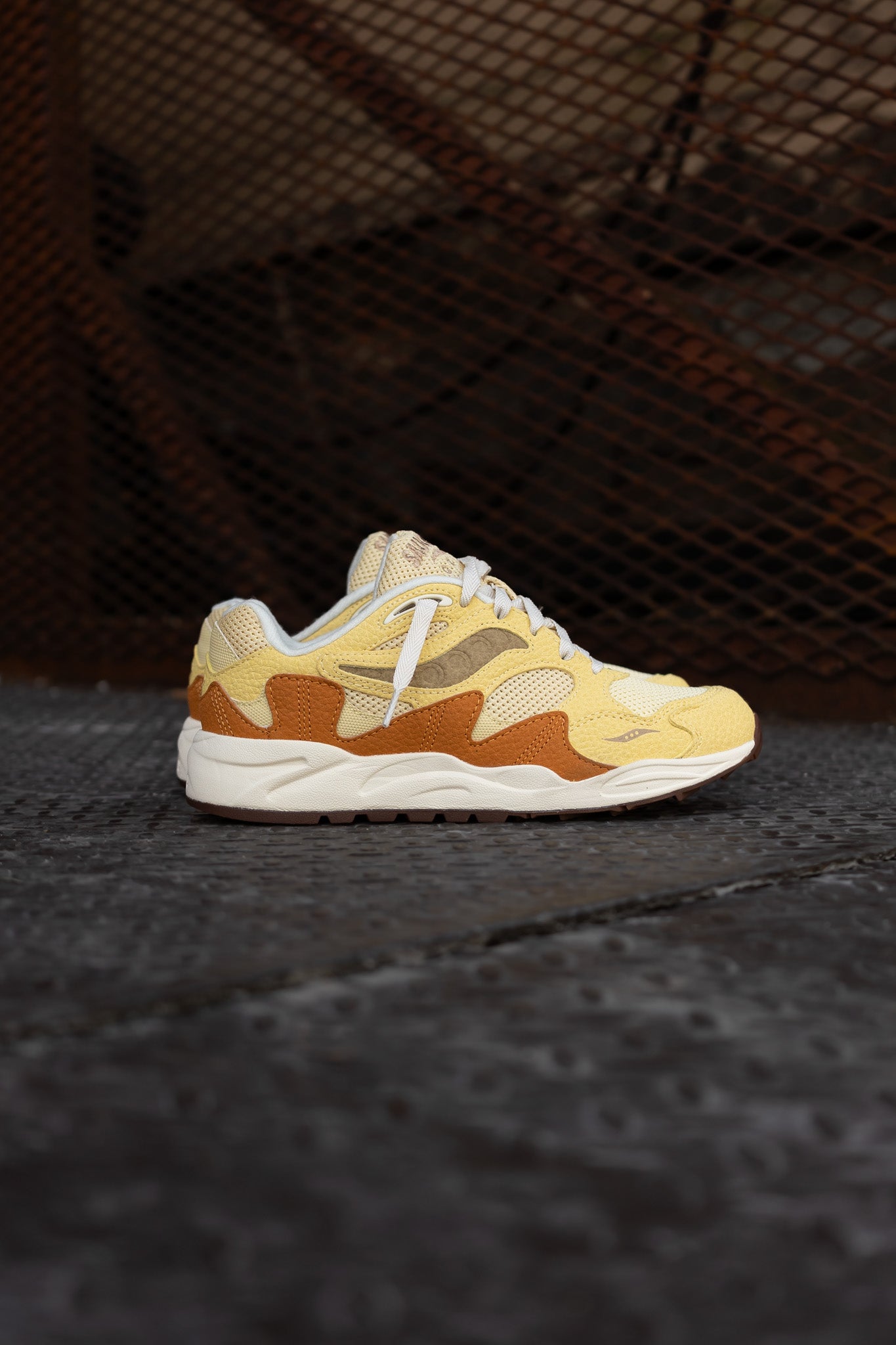 Mens Saucony Grid Shadow 2 (Mustard/Tan) - Saucony