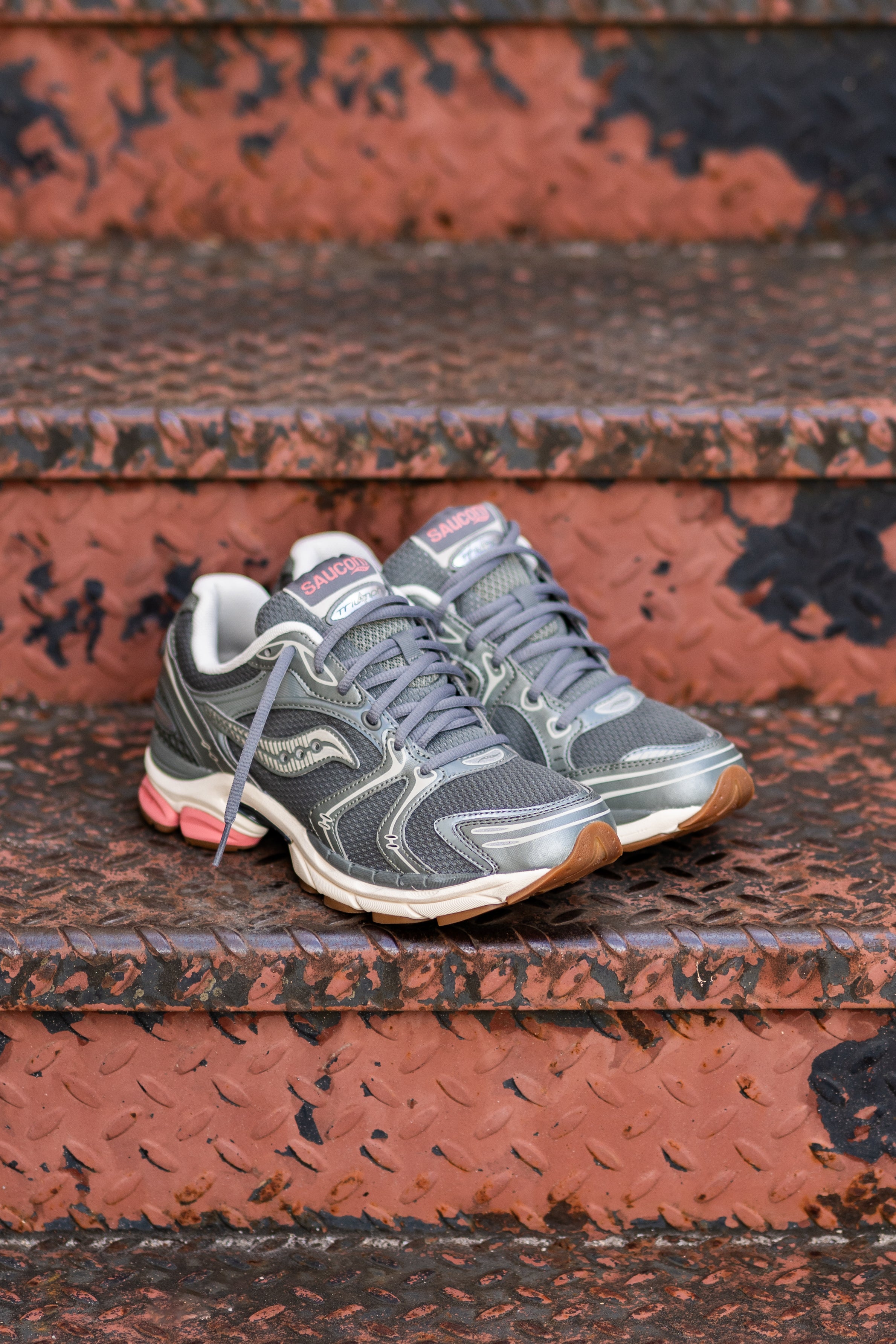 Mens Saucony ProGrid Triumph 4 (Agave/Peach)