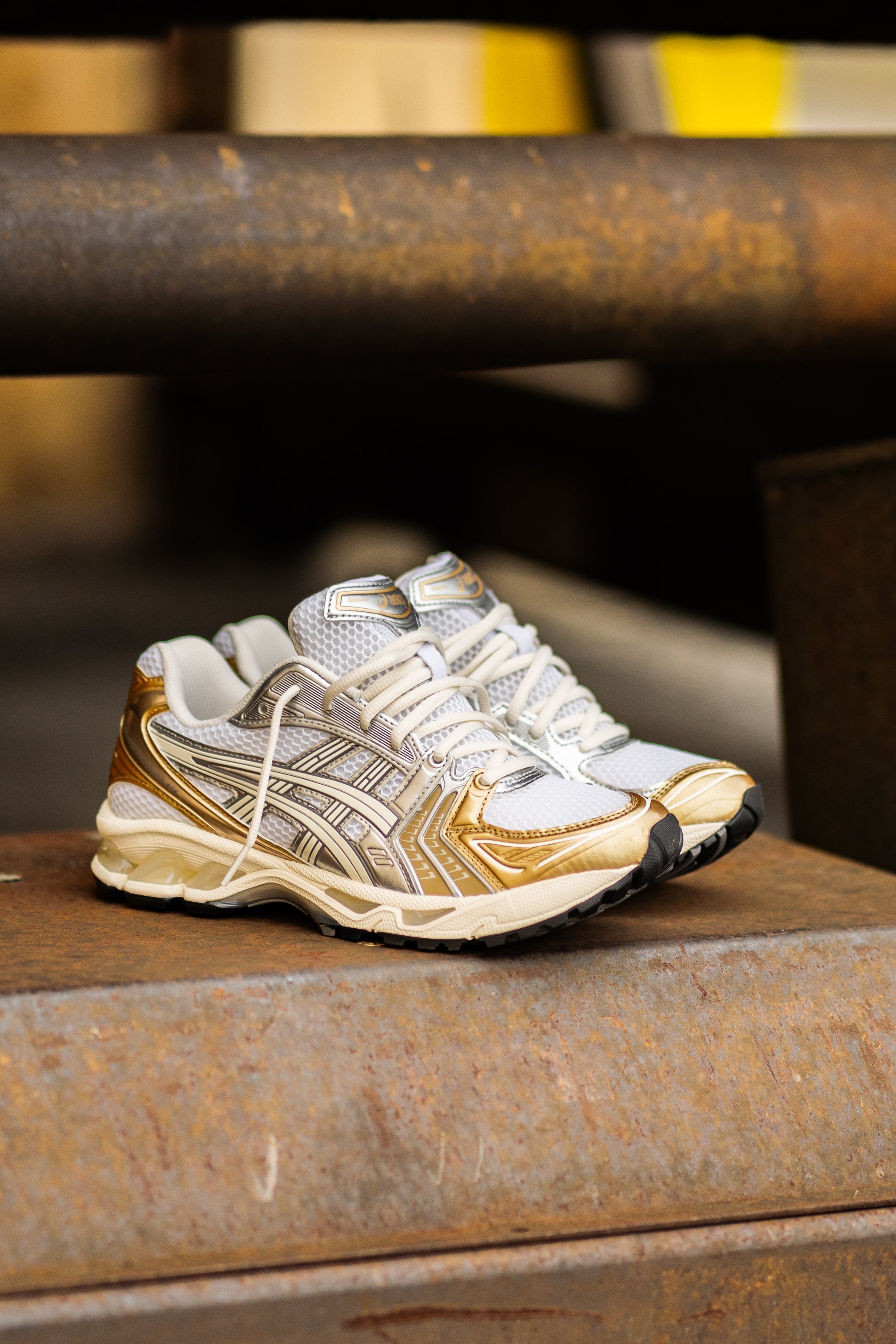 Mens Asics Gel-Kayano 14 (White/Cream)