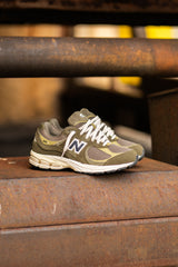 Mens New Balance 2002R (Green/Khaki) - M2002RZD