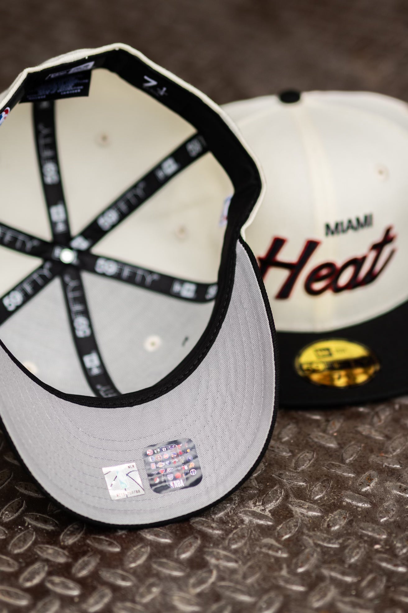 New Era Miami Heat Grey UV (Off White/Black) 59Fifty Fitted