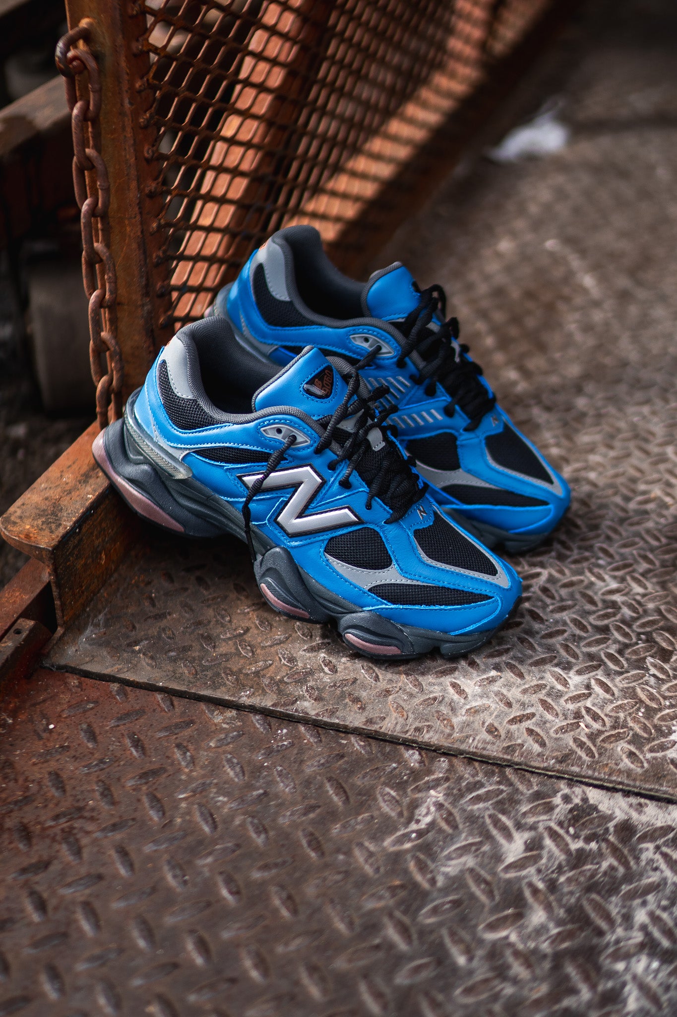 Mens New Balance 9060 (Blue/Black) - U9060NRH - SNEAKER TOWN