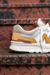 Mens New Balance 997H (White/Brown) - CM997HZG