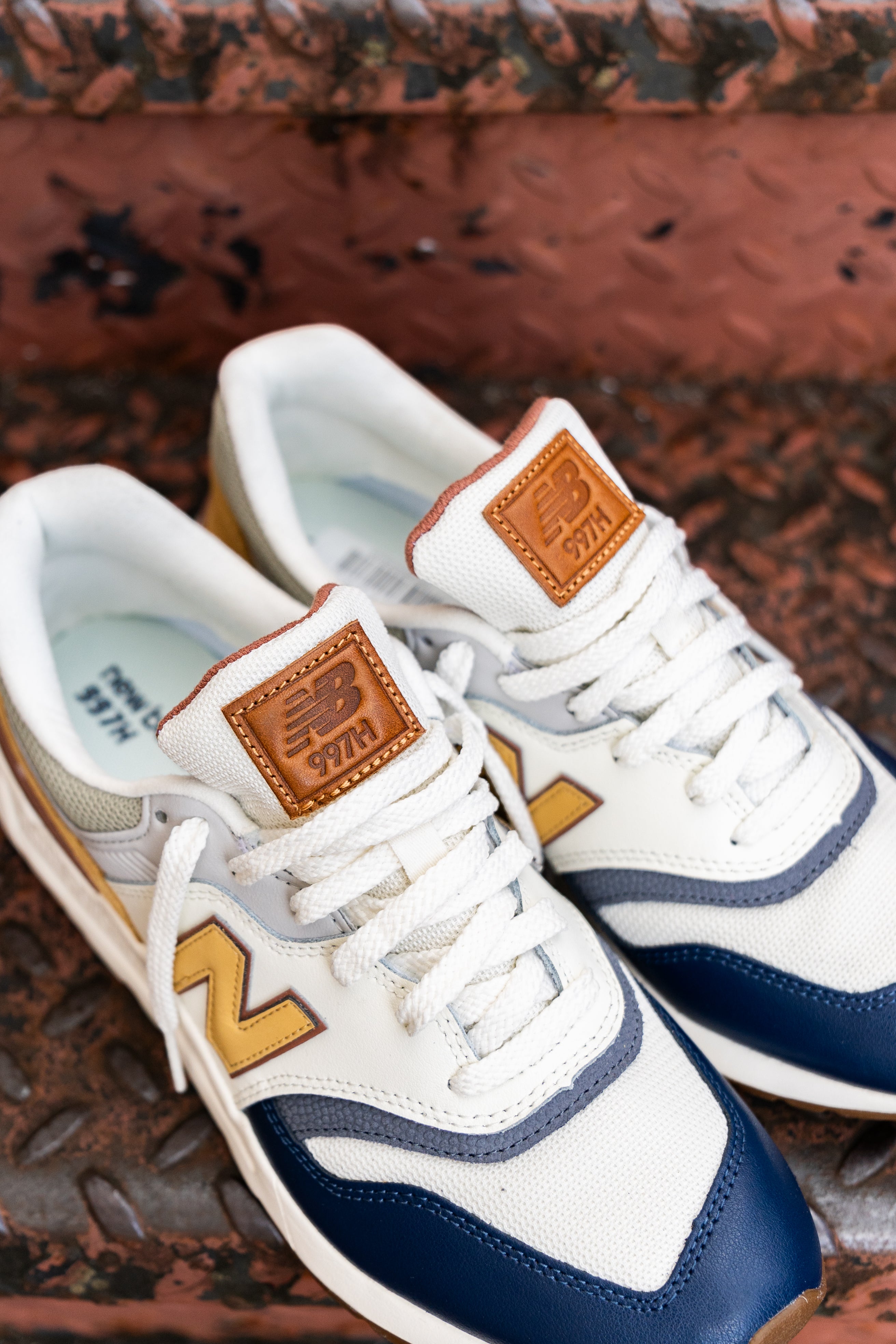 Mens New Balance 997H (White/Brown) - CM997HZG