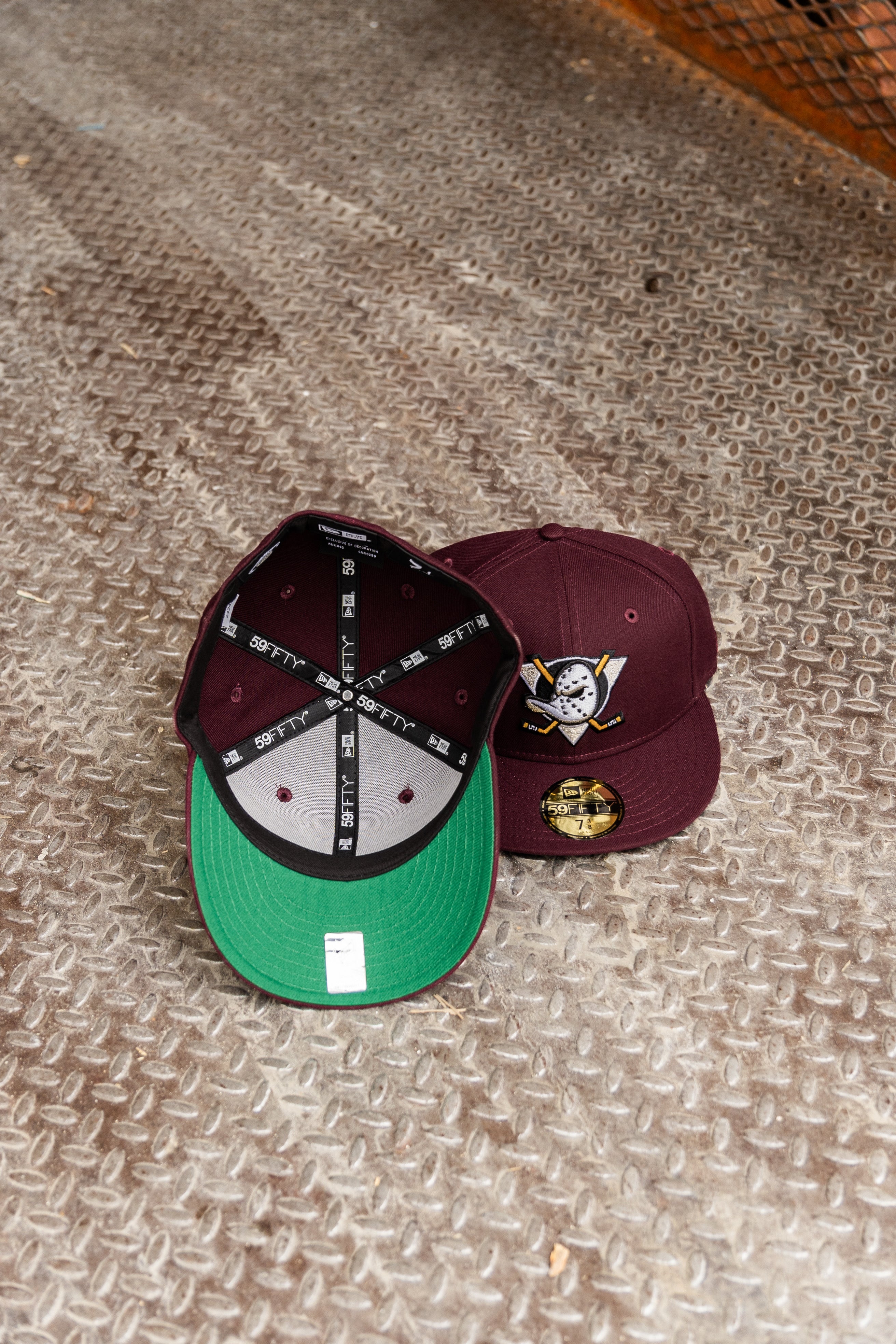 New Era Anaheim Ducks Green UV 59Fifty Fitted (Maroon)