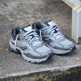Mens Saucony ProGrid Omni 9 (Microchip/Gris) - Saucony