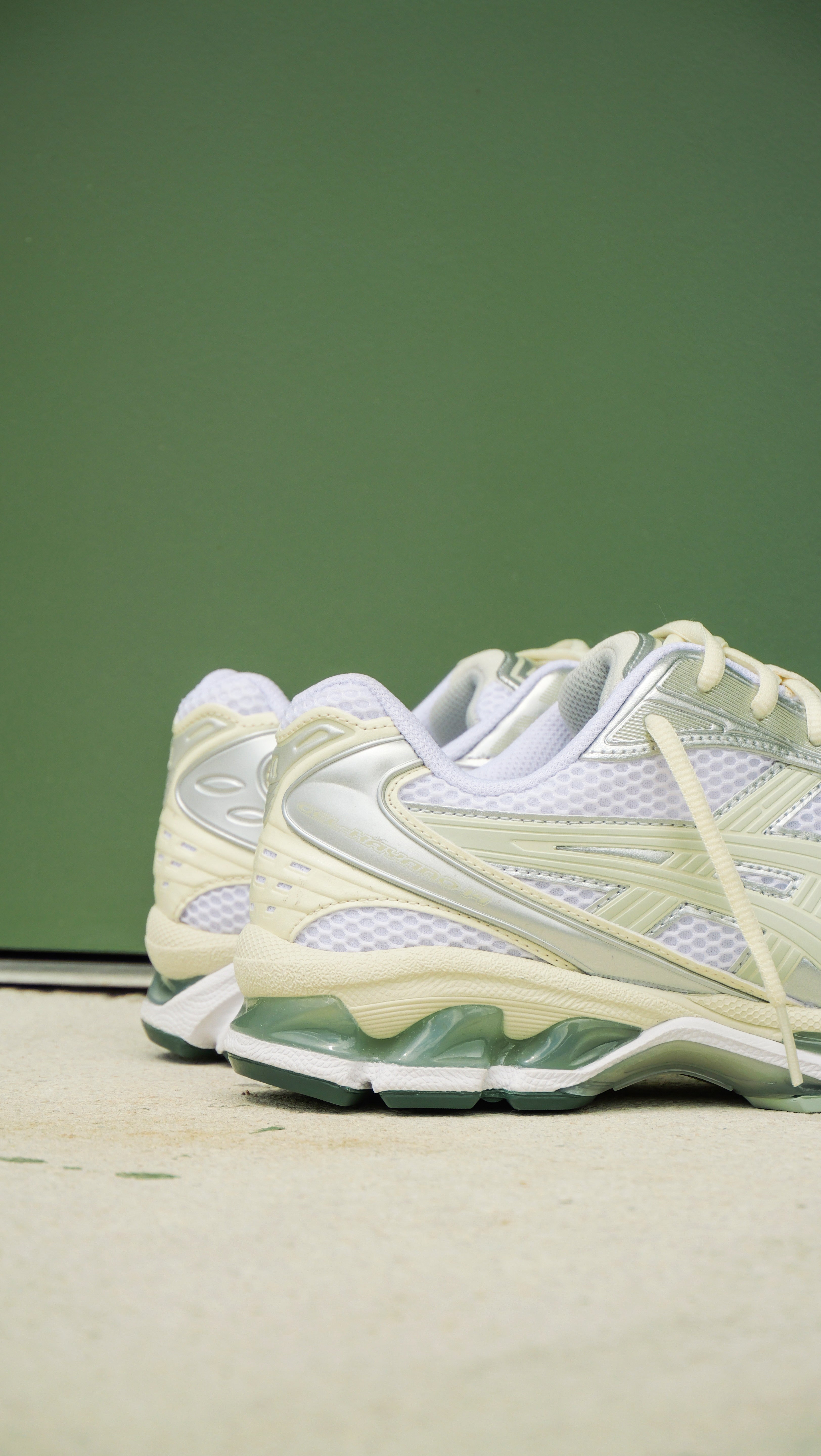 Mens Asics Gel-Kayano 14 (White/Light Sage)