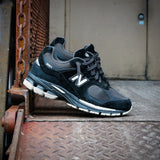 Mens New Balance 2002R (Black/Off White) - U2002RL