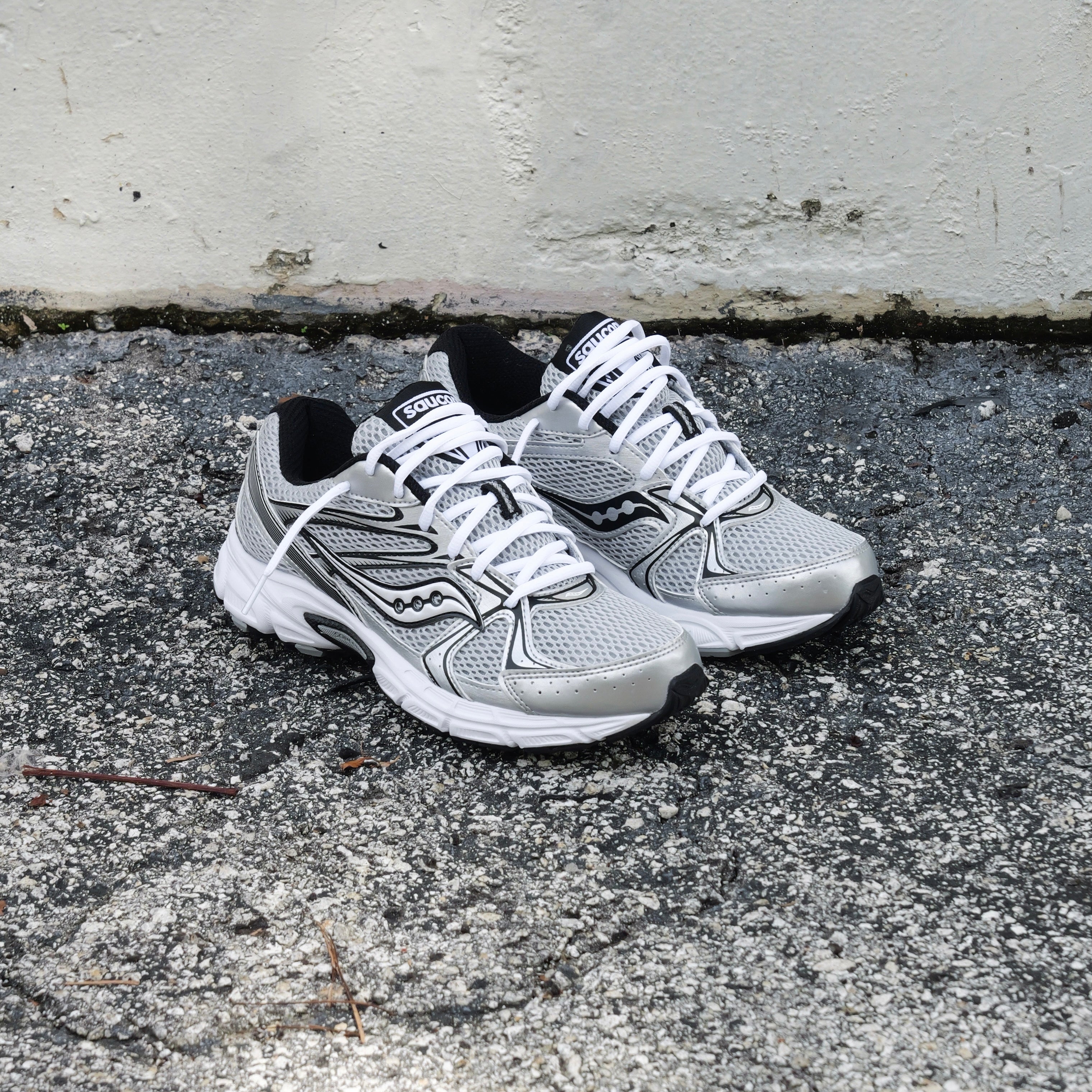 Mens Saucony Ride Millennium (Silver/Black)