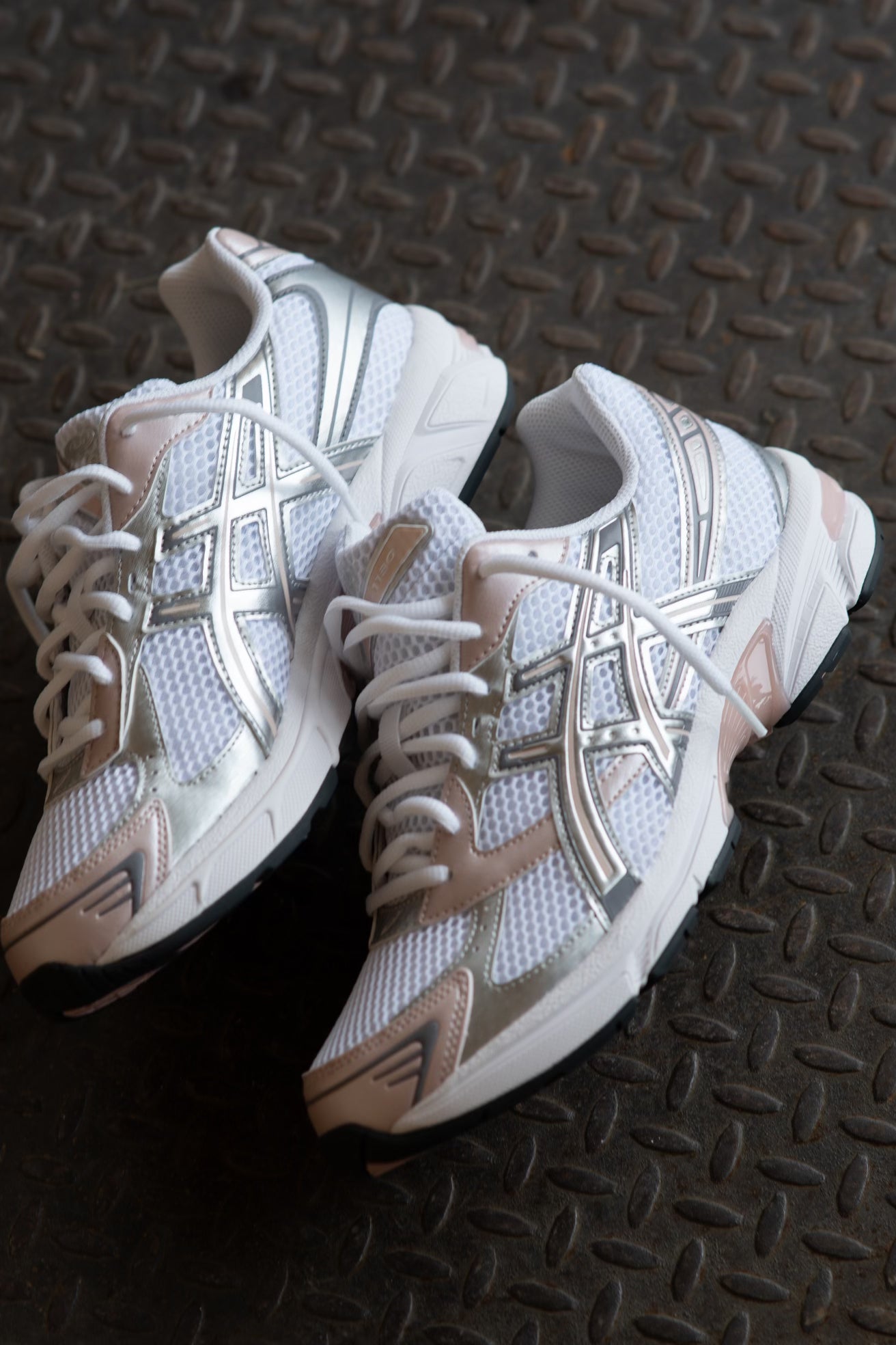 Mens Asics Gel-1130 (White/Neutral Pink)