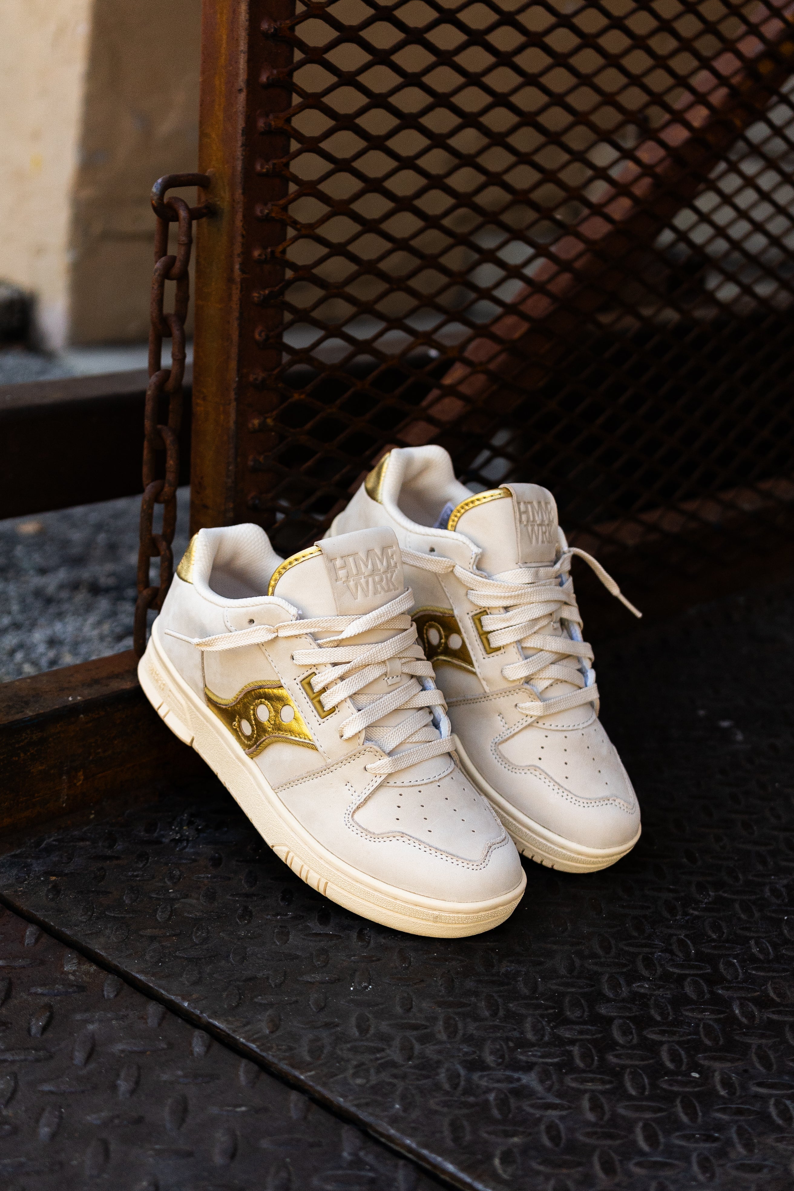 Mens Saucony Sonic Low (Cream/Gold) - Saucony