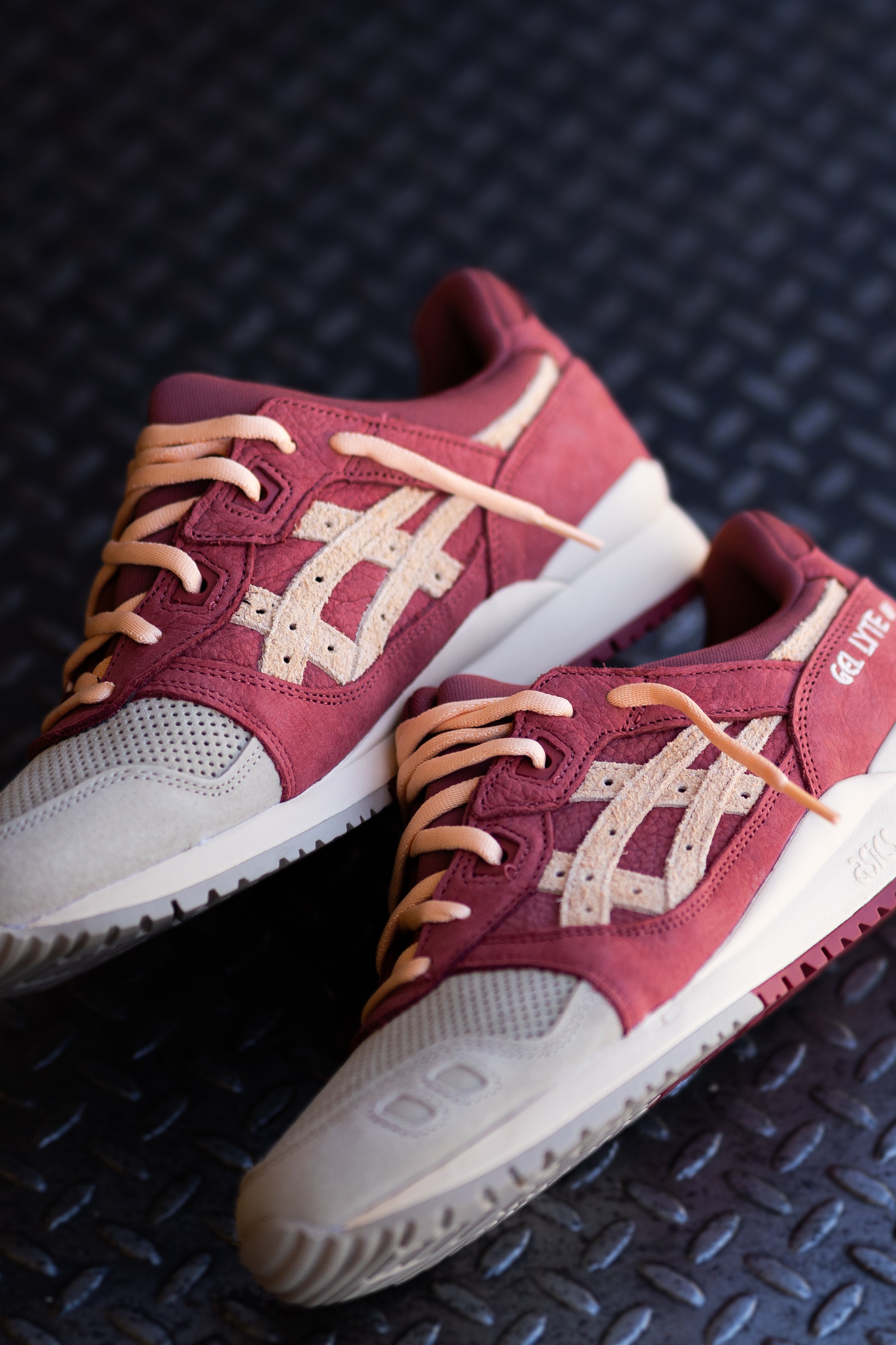 Mens Asics Gel-Lyte III OG (Wood Crepe/Burnt Red) -  1203A345.201 - Asics