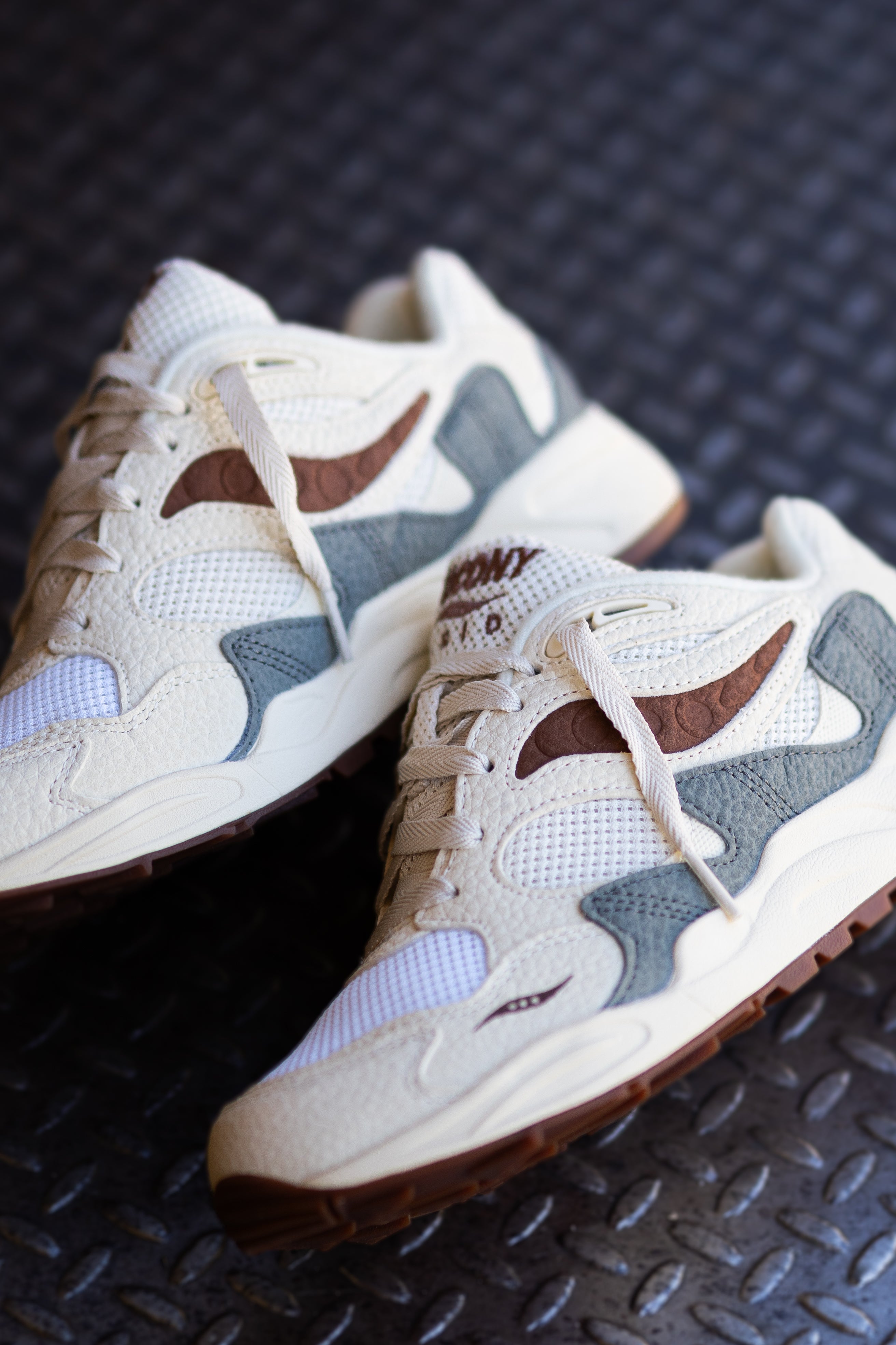 Mens Saucony Grid Shadow 2 (Sand/Brown) - Saucony