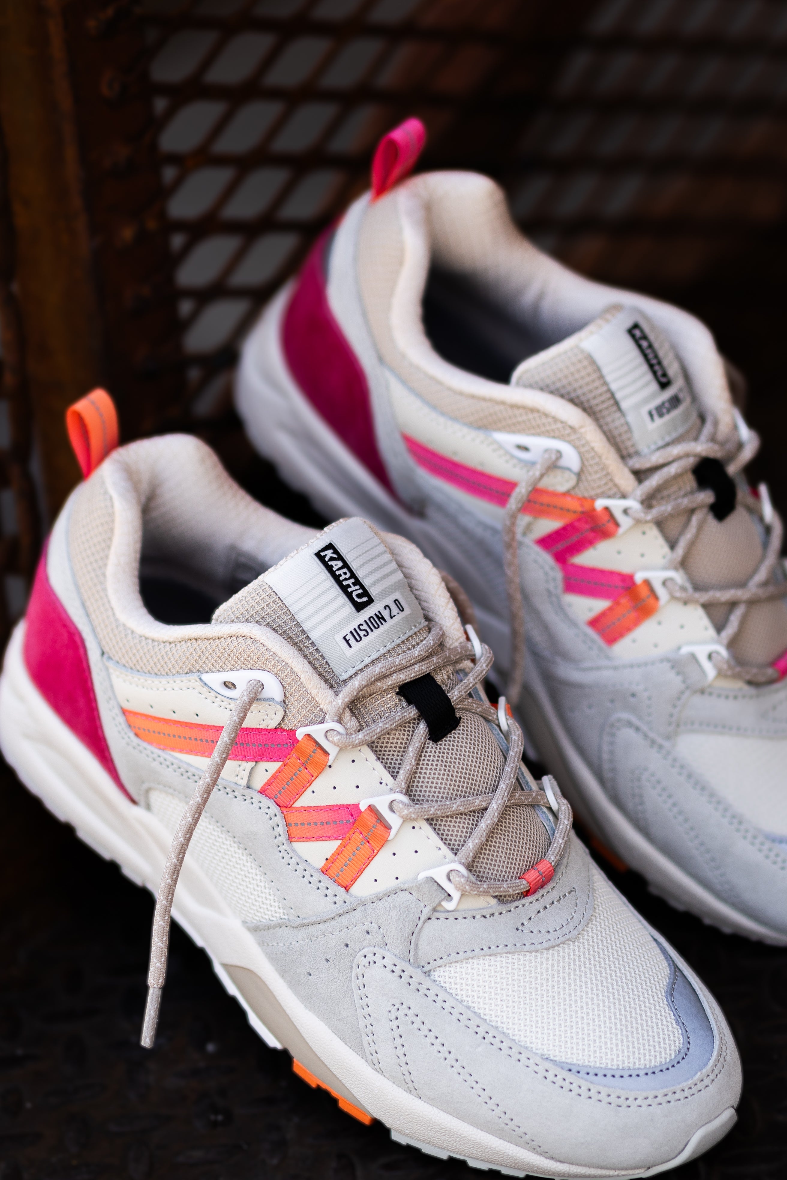 Karhu Fusion 2.0 (Foggy Dew/Hot Pink) - Karhu