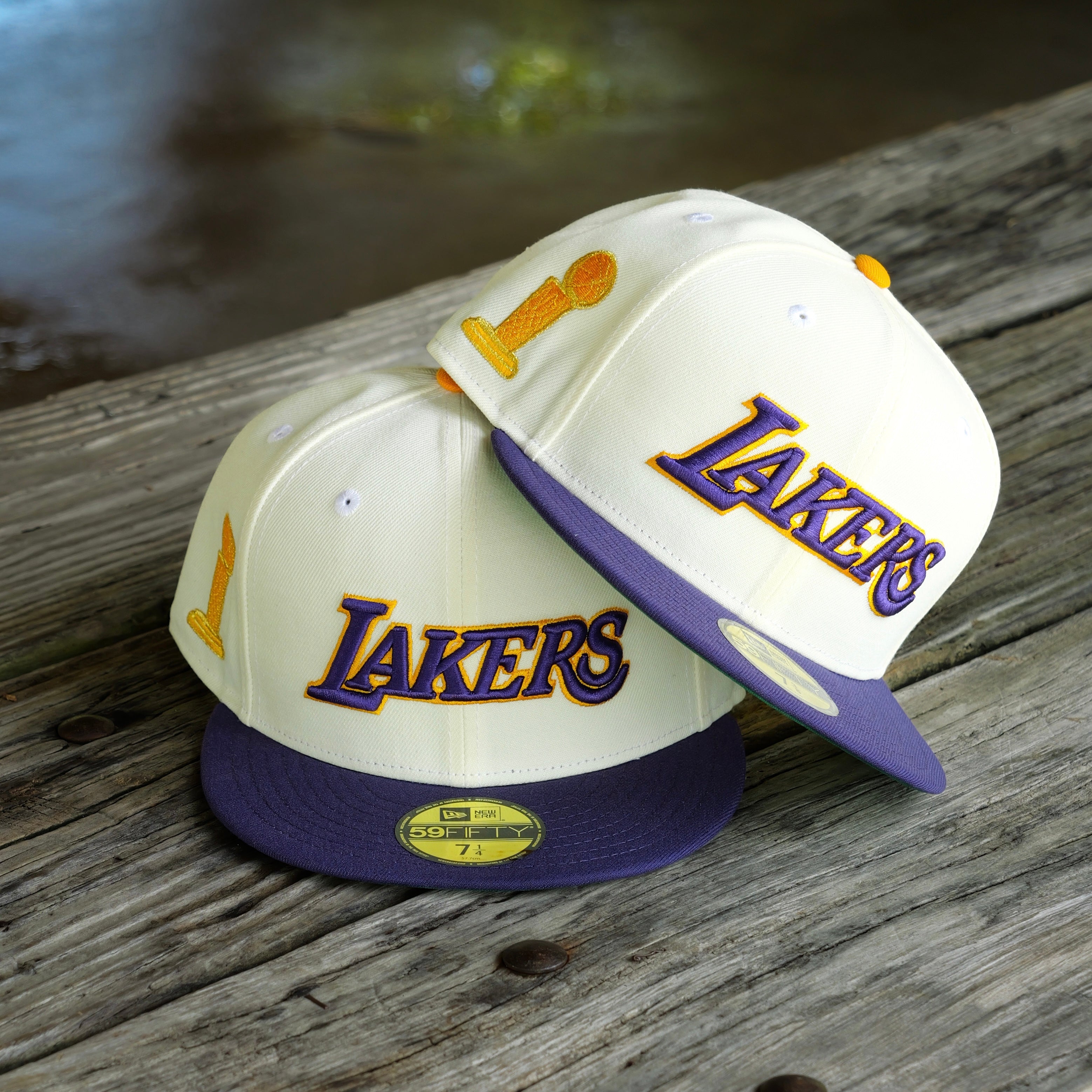 New Era Los Angeles Lakers NBA Trophy Side Patch Fitted