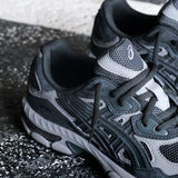 Asics Gel-Nyc Grade School (Graphite Grey/Black)