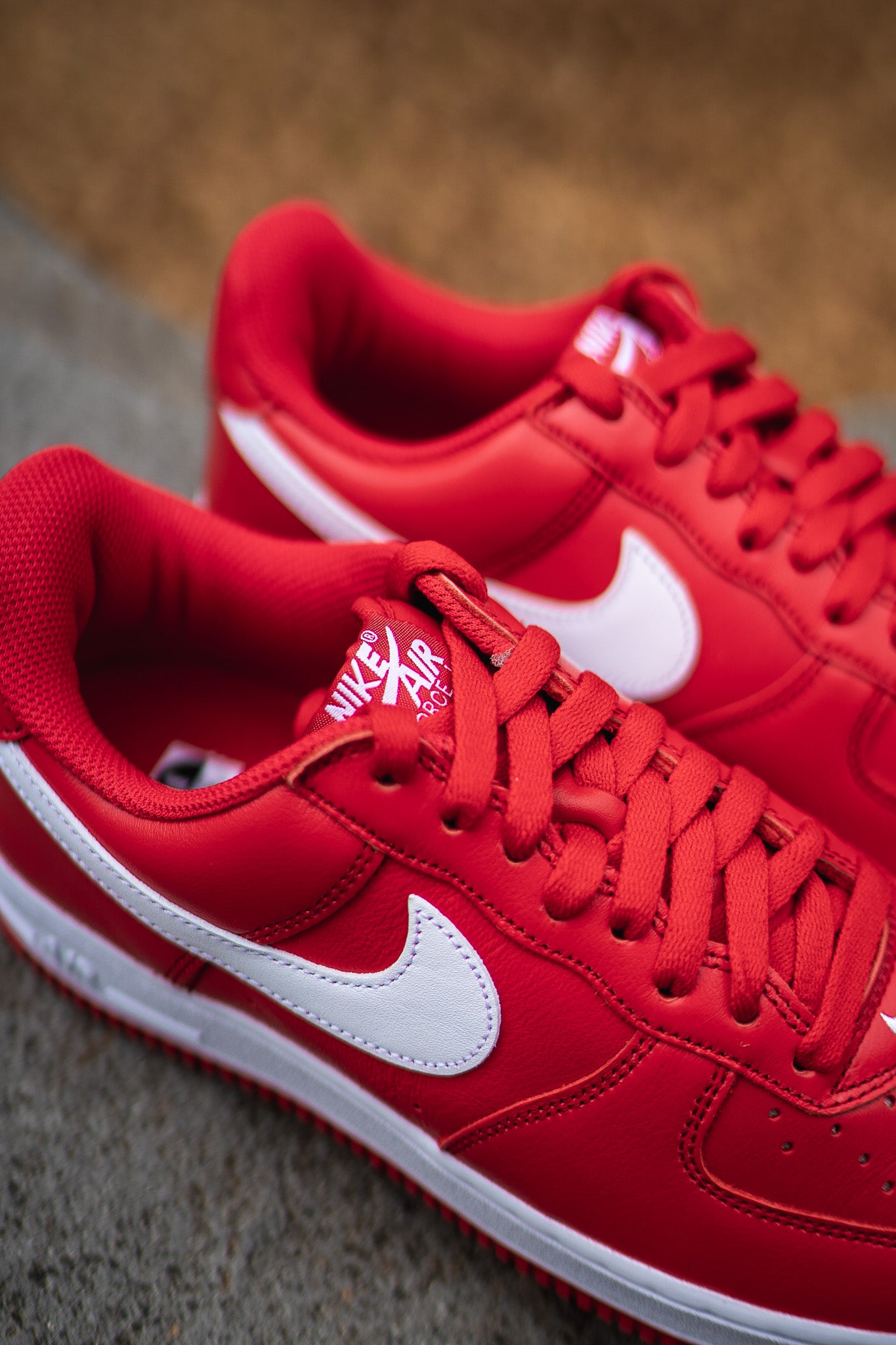 Mens Nike Air Force 1 Low Retro QS (University Red) - nike