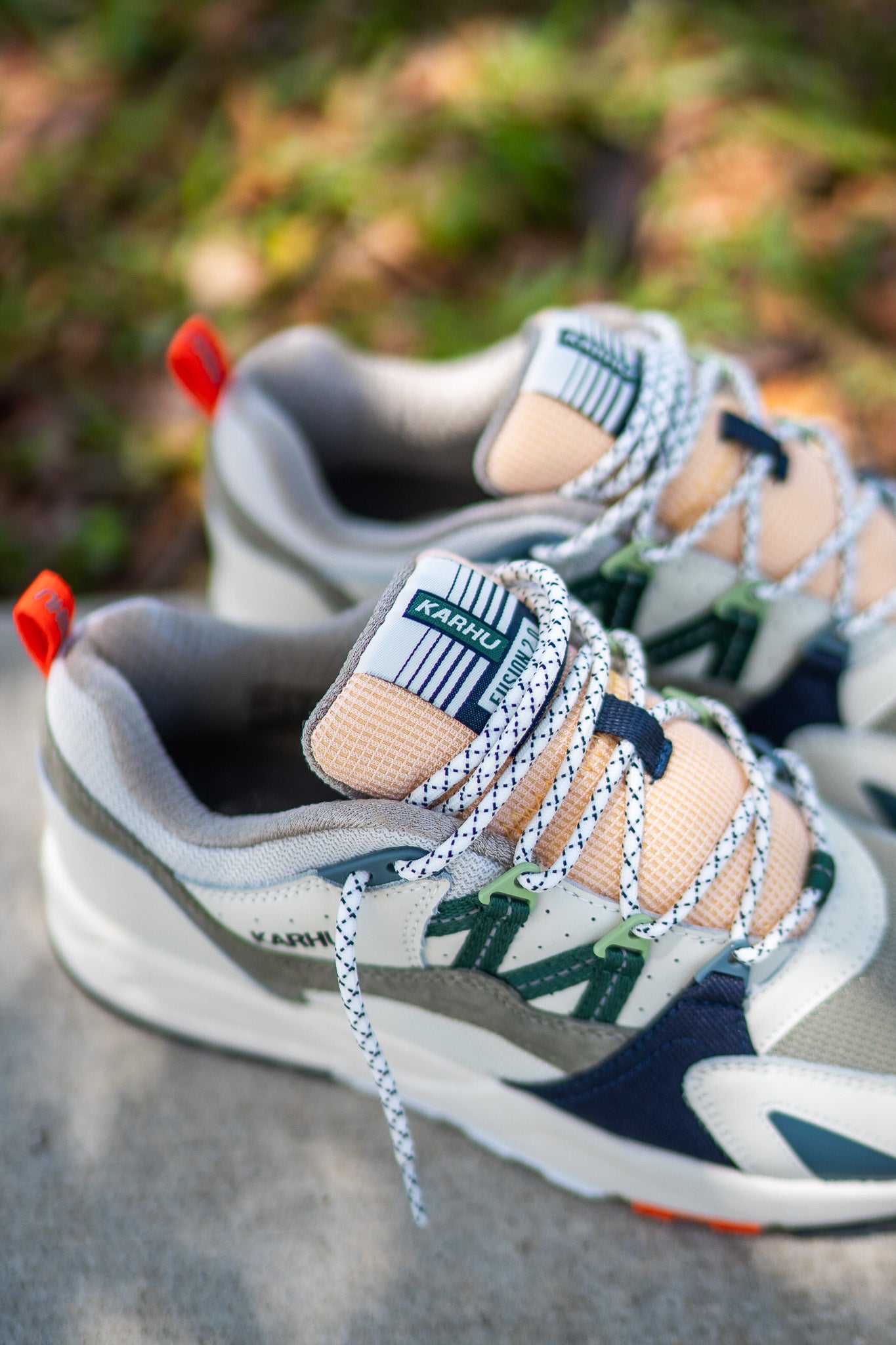 Karhu Fusion 2.0 (Lily White/Foliage Green) - Karhu