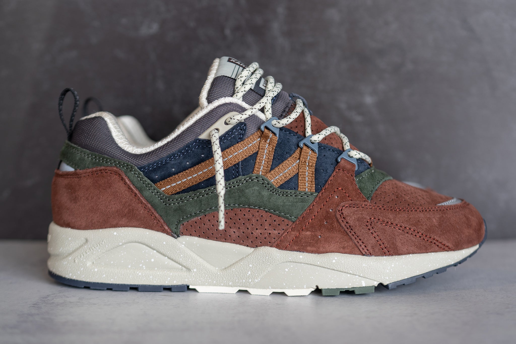 Karhu Fusion 2.0 (Thyme) - Karhu