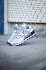 WOMEN's New Balance 574 (Silver Bells) - WL574PN2 - New Balance